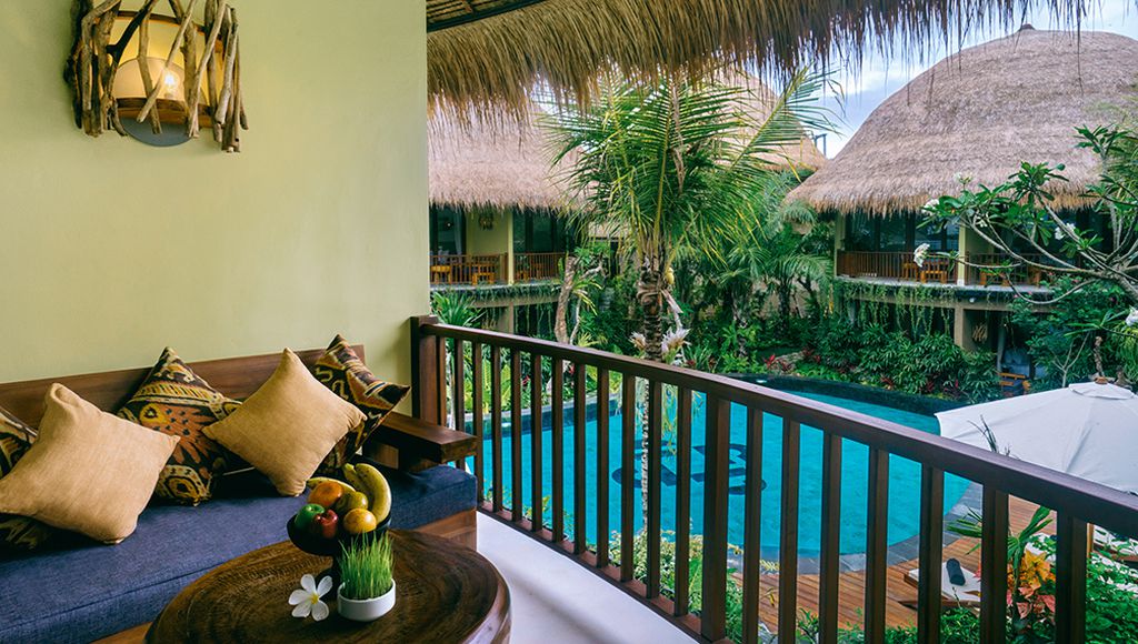 Deluxe Room Pool View