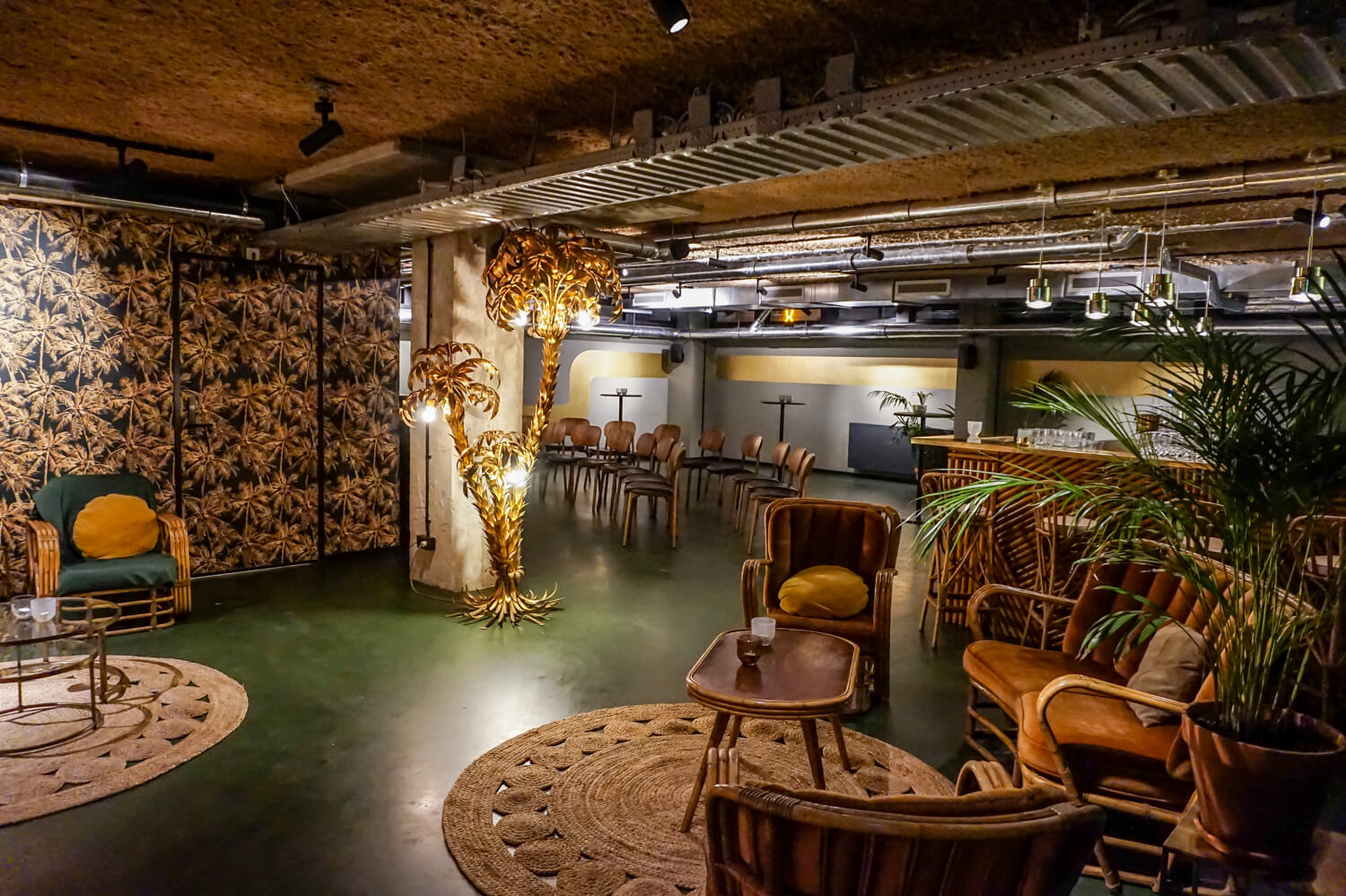 Palm Room side