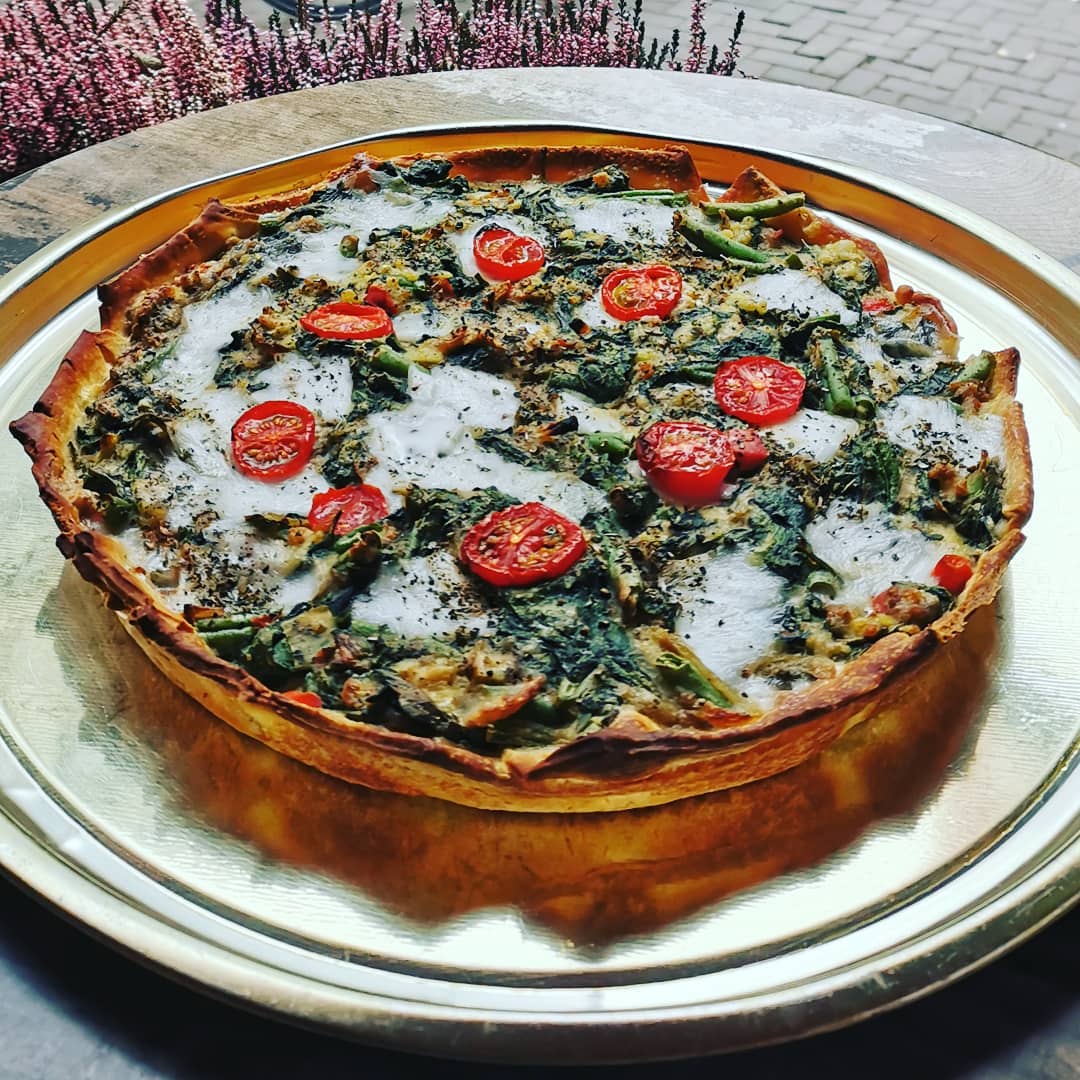 Amazing spinach and feta quiche