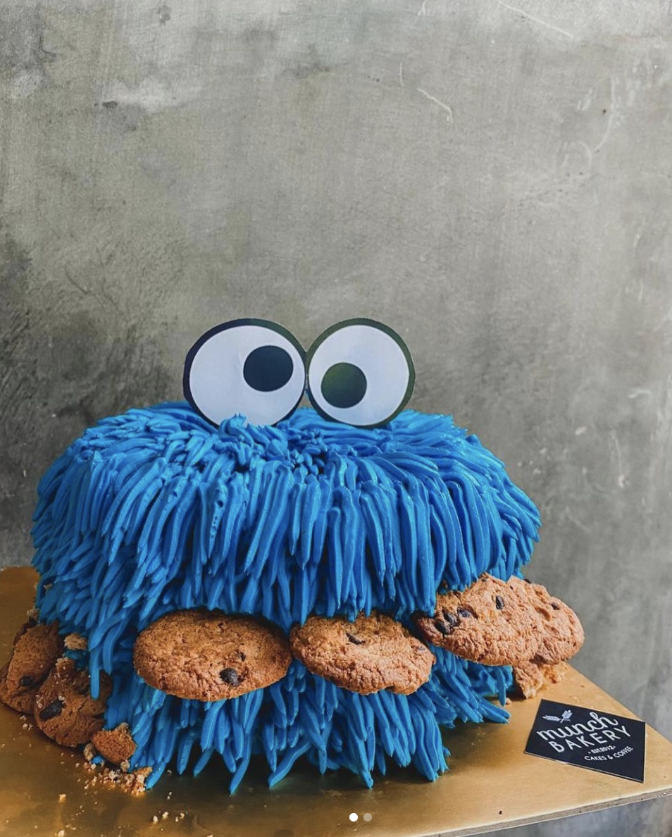 Cookie Monster Cake