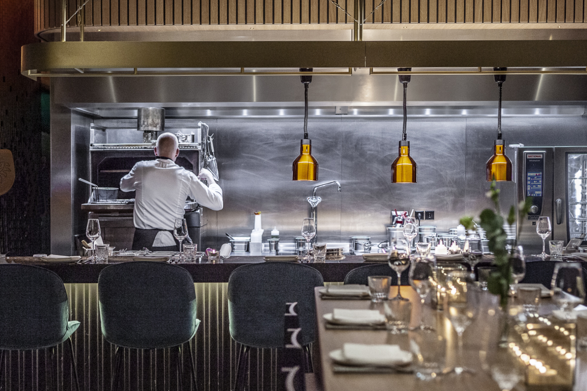 Chef's table: sitting at Kitchen table